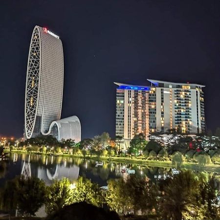Apartament With Sea View Apartment Batumi Bagian luar foto